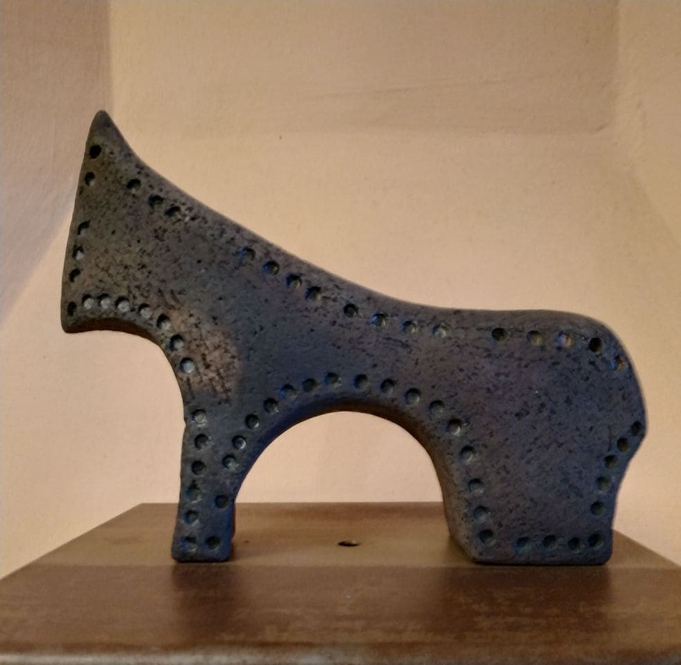 BOU-2019-barro chamteado a 1080 grados-20x7x26cm