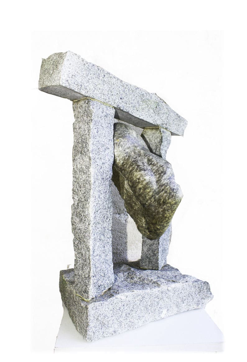 Prisionero-2004-granito tallado y ensanblado-40x16x12cm